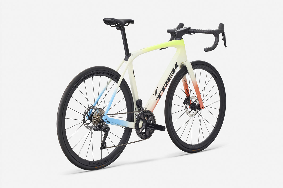 Vélo route Trek domane sl 6 4e gén