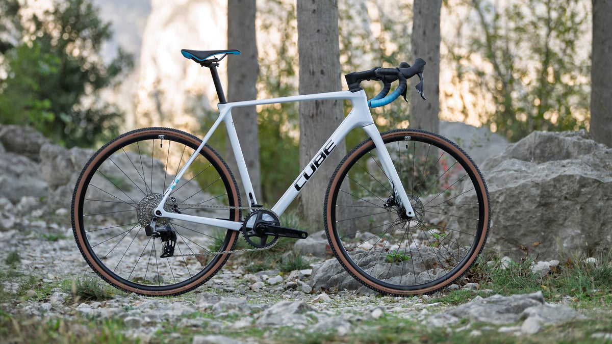Vélo cyclo-cross Cube cross race c:62 race polarwhite 'n' blue