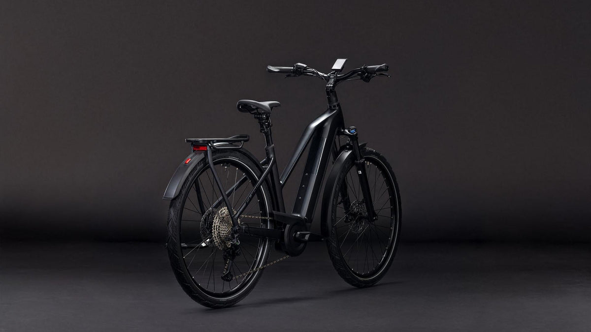 Vtc électrique Cube kathmandu hybrid pro 800 trapeze coal´n´black