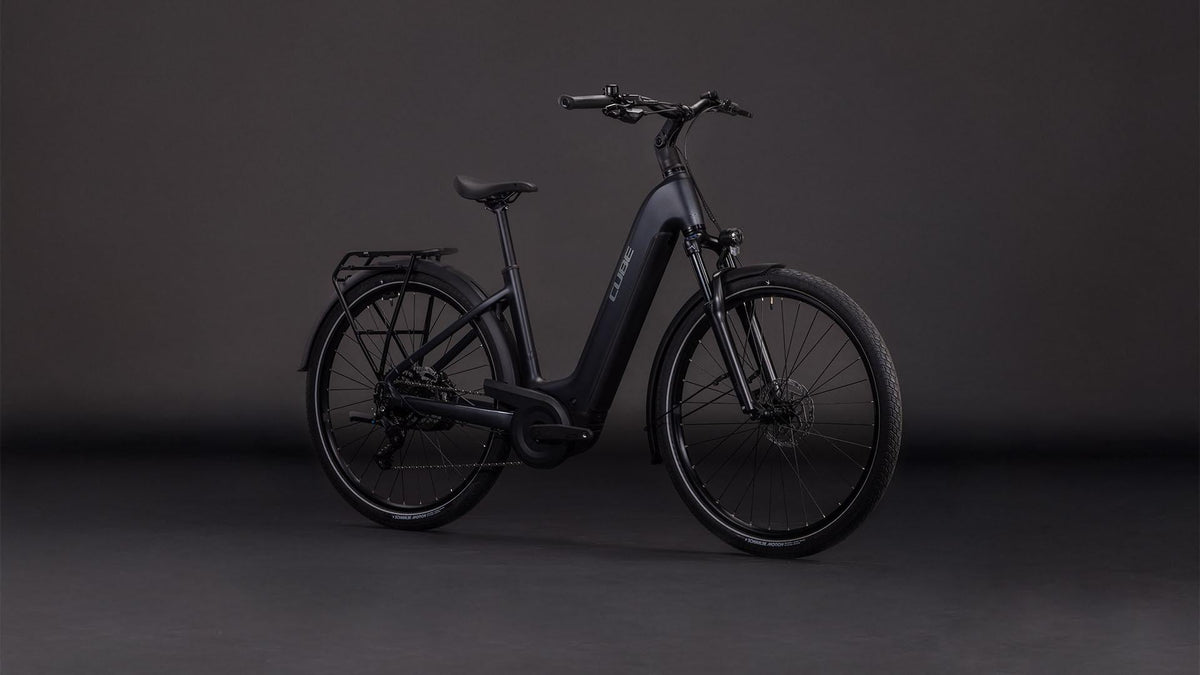 Vtc électrique Cube touring hybrid one 600 easy entry coal´n´chrome