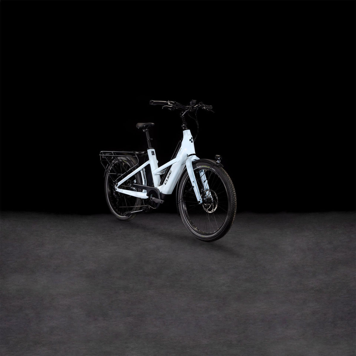 Vélo cargo électrique longtail Cube longtail hybrid sport 725 flashwhite´n´reflex