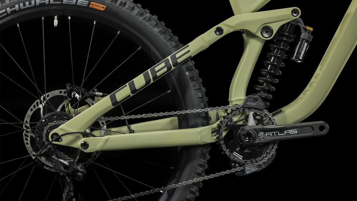 Vtt dh Cube two15 race 27.5 lightolive´n´black