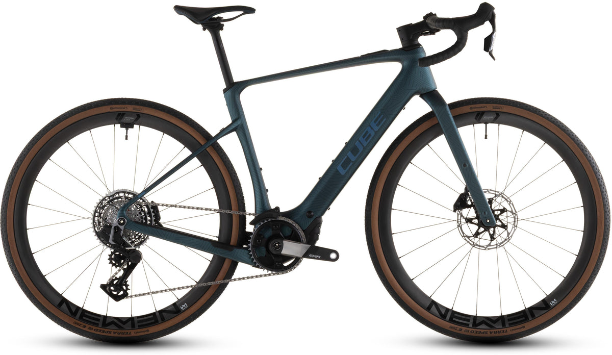 Vélo gravel électrique Cube nuroad hybrid c:62 slt 400x royalgreen´n´crisscross